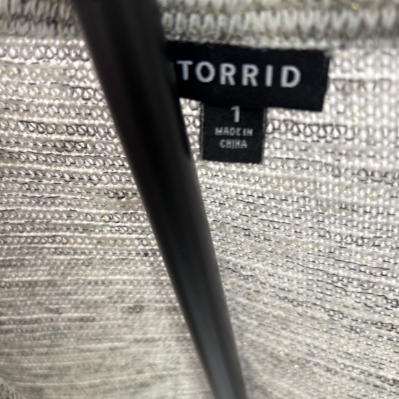 Torrid Cardigan Sweater Grey, White & Gold Metallic Knit Women’s Plus 1 - Picture 4 of 7